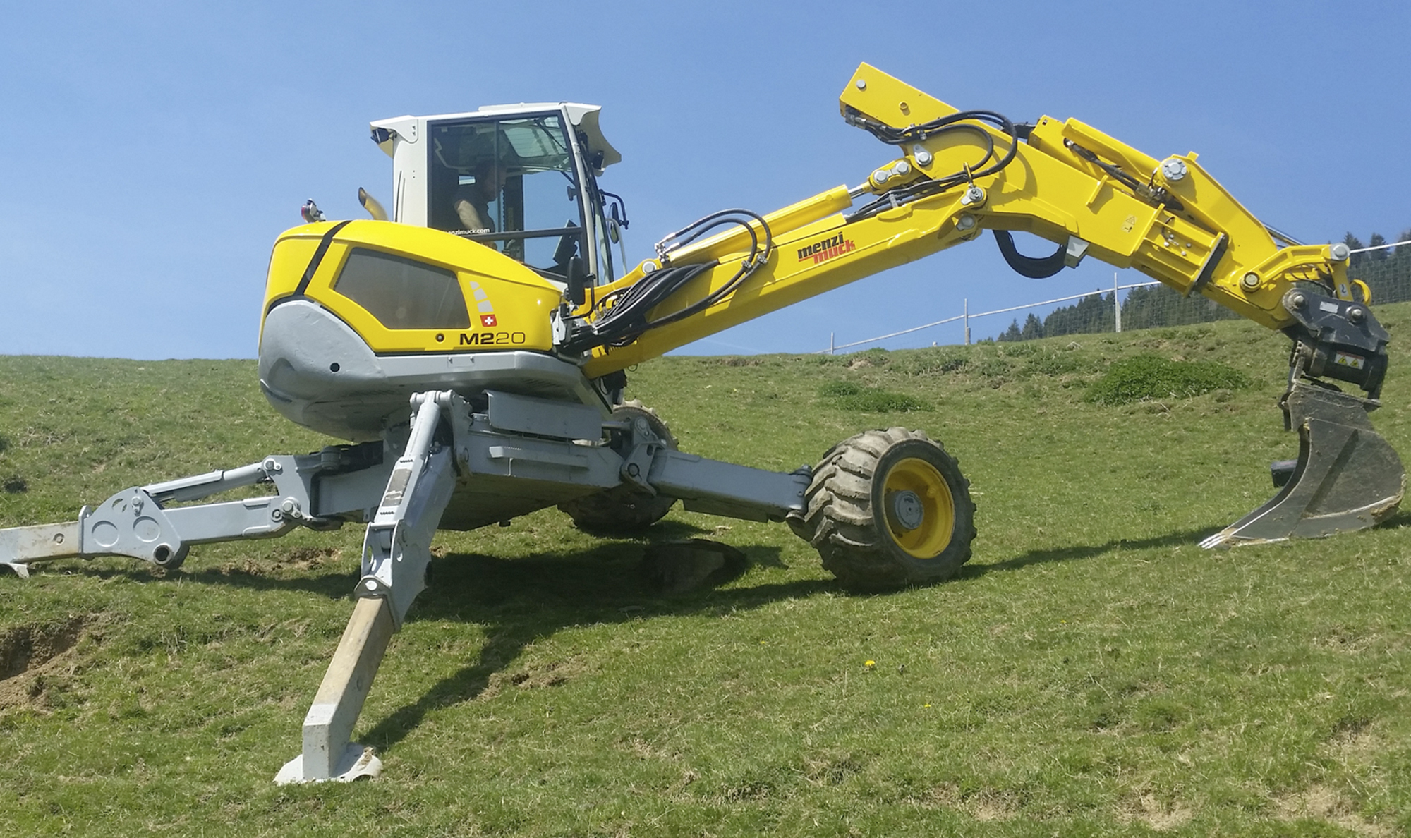 Menzi Muck M220